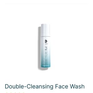 Double cleansing facewash